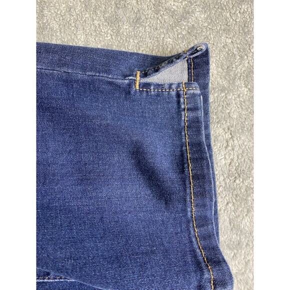 Croft & Barrow Women’s Navy Pull On Capris Size 8 NWT - Picture 12 of 12